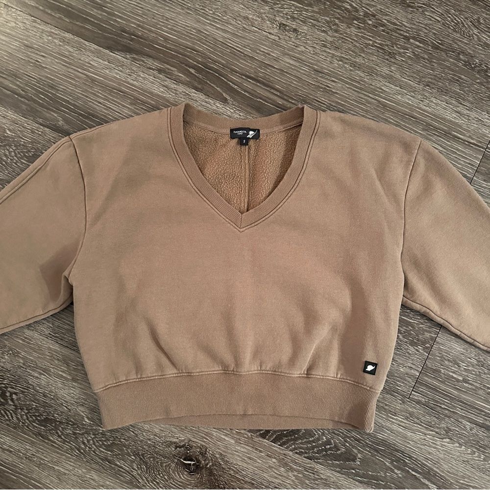 Fundamental Coast V Neck Crop Sweatshirt - Picture 2 of 7